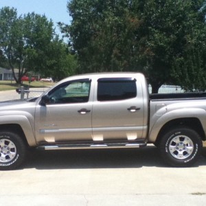 05' Tacoma Prerunner Mica Gold