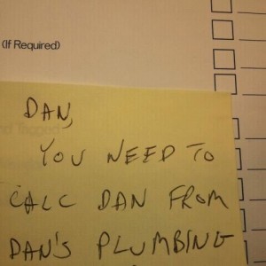 I lol'd at this note on a desk at work