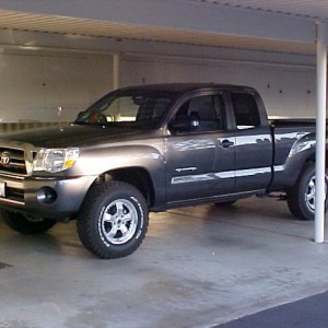 TRUCK/PICK`S