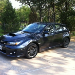 My brother's new WRX, almost the exact same color as my mag gray :cool