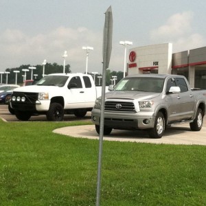 Ha. It's been there like 3 months. It's 2wd and has 4 nitto tara 