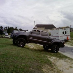 09 Toyota Tacoma 6" Pro Comp lift