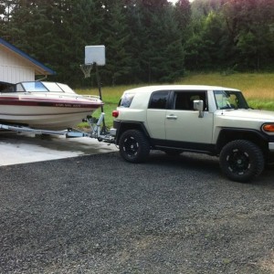 Tow FJ! Tow!
