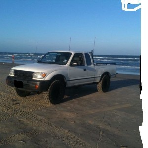 my_truck_on_the_beach_1