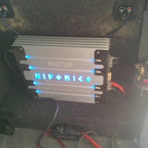 amp and cap wall