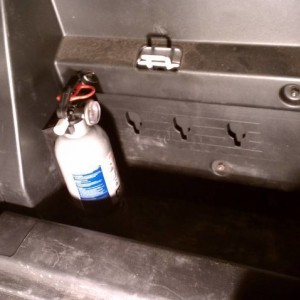 Fire_extinguisher_install