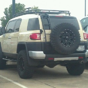 Nice FJ at work, anyone here?