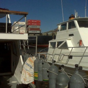 Getting ready to head out on Sand Dollar to do some diving at Catalina Isla