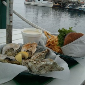Burger and oysters, fock yea.