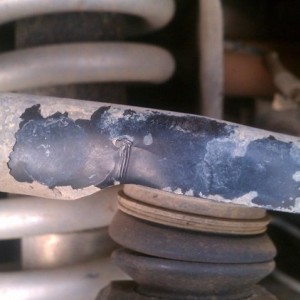 Hey guys do your driver side uca look like this? I think I bent mine?