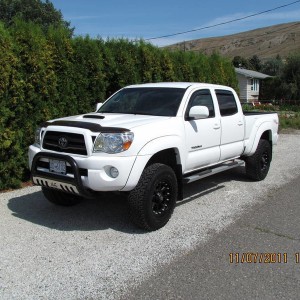 Tires,wheels and lift......