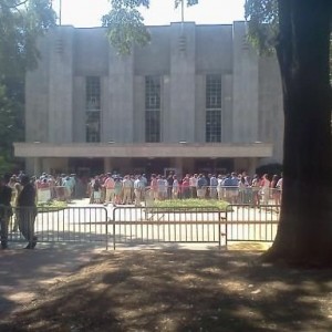 stand in line for hours so i can hear president barack obama make a speach 