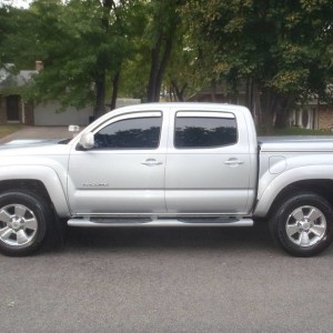 Silver Tacoma, Hid lights
