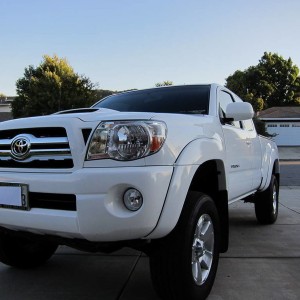 2008 trd sport white access cab