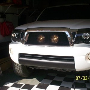 Joshs_new_truck_lighting_project_7-2-2011_023