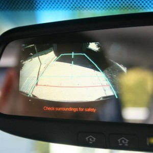 2012 backup mirror display