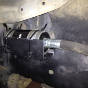 Reservoir mounts