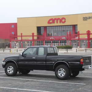 AMC OakView ~ 1