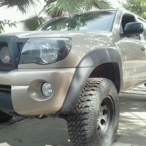Put the toy tec 1/4" spacer for the taco lean but the passenger side i