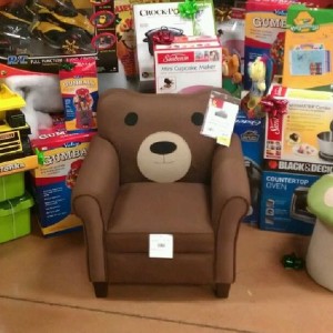 Is it me, or too similar too pedo-bear?