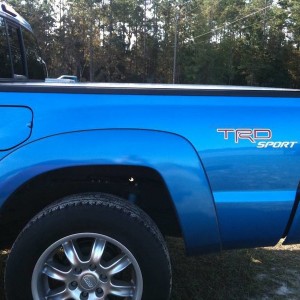 06 Speedway Blue LAZERlite Toneau Covers