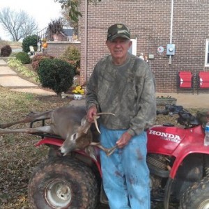 Granpa shot a nice 7 this mornin, he broke one of the g2s off dragging it o