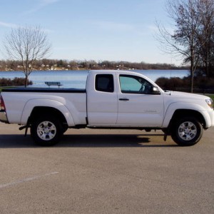 New 2011 Tacoma V6 SR5 Access Cab
