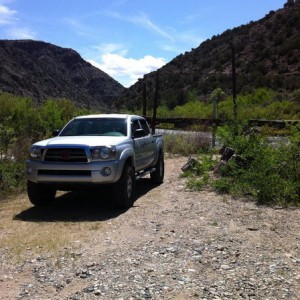 lifted Silver 2011 V6 4x4