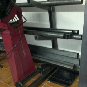 Made a tubing stand out of scrap I had around the shop much better :D