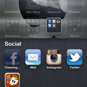 Anyone else getting this "cleaning..." message with their iPhone 