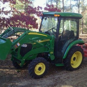 My work vehicle for the day. JD 3720. Jelly?