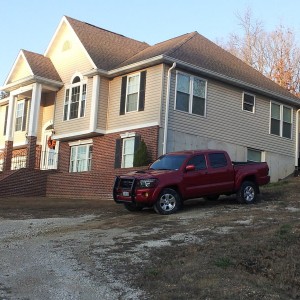 Picture from yesterday at the rents house. I helped build this one. Sent fr