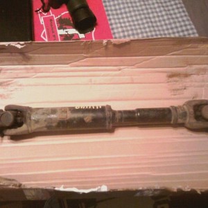The man in brown delivered my front drive shaft today!! :woot: