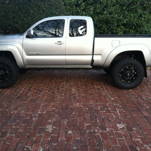 tacoma_on_brick_2