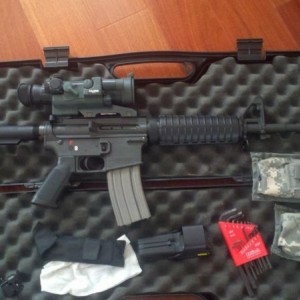 Took off the 552 to mount/boresight the gen 1 NVRS. Fuckers huge!