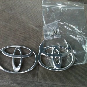Devil Horns