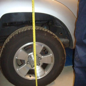 lift_and_tires_566