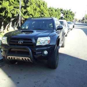 venice beach double cab glassworks fenders w caps. whos is it?