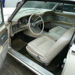 61' Ford Thunderbird