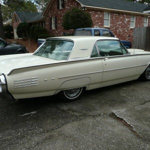 61' Ford Thunderbird