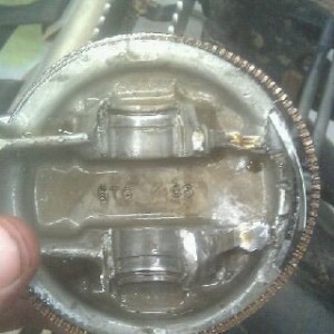 Ouch, bottom of my piston on my yfz.