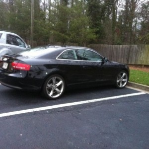 Saw this while out picking up some new kicks. Haven't seen one close u