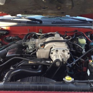 Bjacques' 99 Tacoma - Engine
