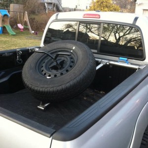 tire carrier down