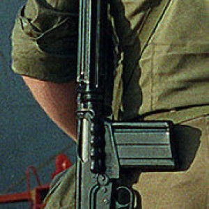 220px-FN_FAL_DN-SC-92-04655_cropped