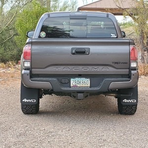 Plasticolor 4WD Mudflaps