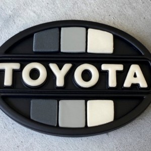 Steering Logo Close