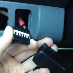 Messing with the empty switch spots an found this connection connected to t