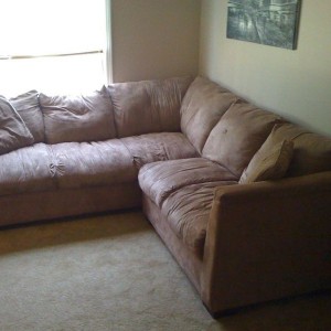 THIS is the give away couch...or garage couch...not sure yet
