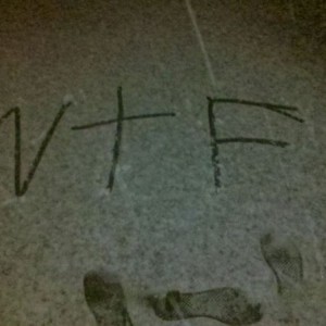 today it was high 40s and sunny, now tonight its snowing heavily....idaho w